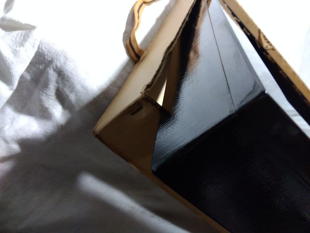 ♪茶道具　炉縁 その2　布着蝋色塗 眞之炉縁　蒔絵 松葉　稲元宗光