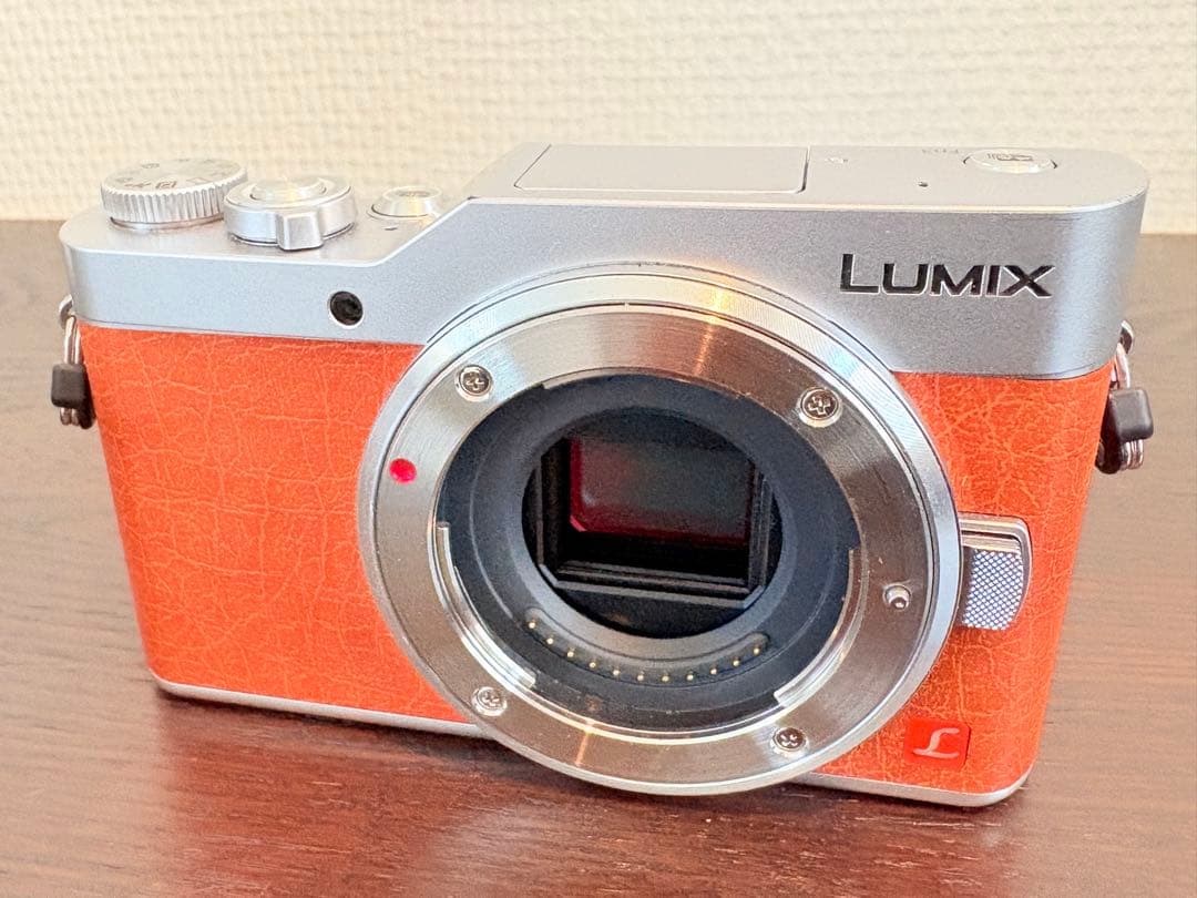 パナソニック LUMIX DC-GF9 ミラーレス一眼　オレンジ