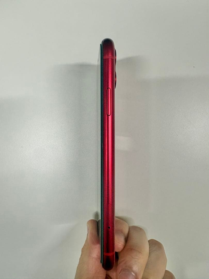 【美品】Apple iPhone 11 本体 赤色　64G SIMフリー RED