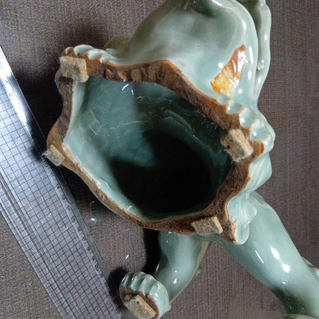 青緑色 獅子 陶器 置物 骨董 青磁獅子？
