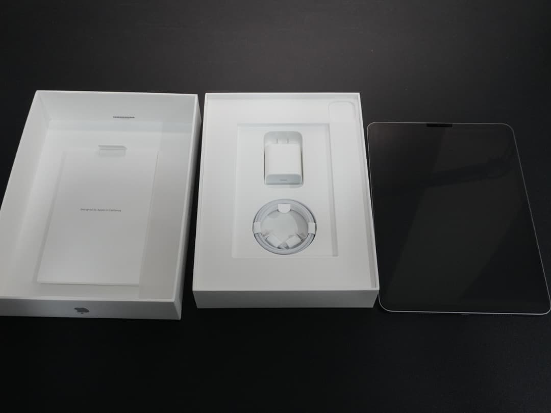 Apple iPad Pro 11インチ　第4世代　256GB