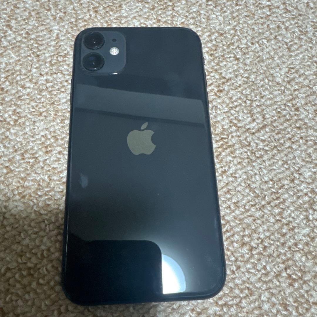 h*y様 Apple iPhone 11 ブラック 本体