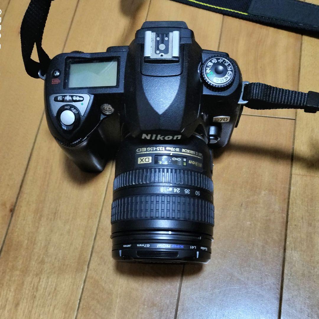 デジタル一眼レフカメラ(Nikon D70)：バッテリー(２個)セット