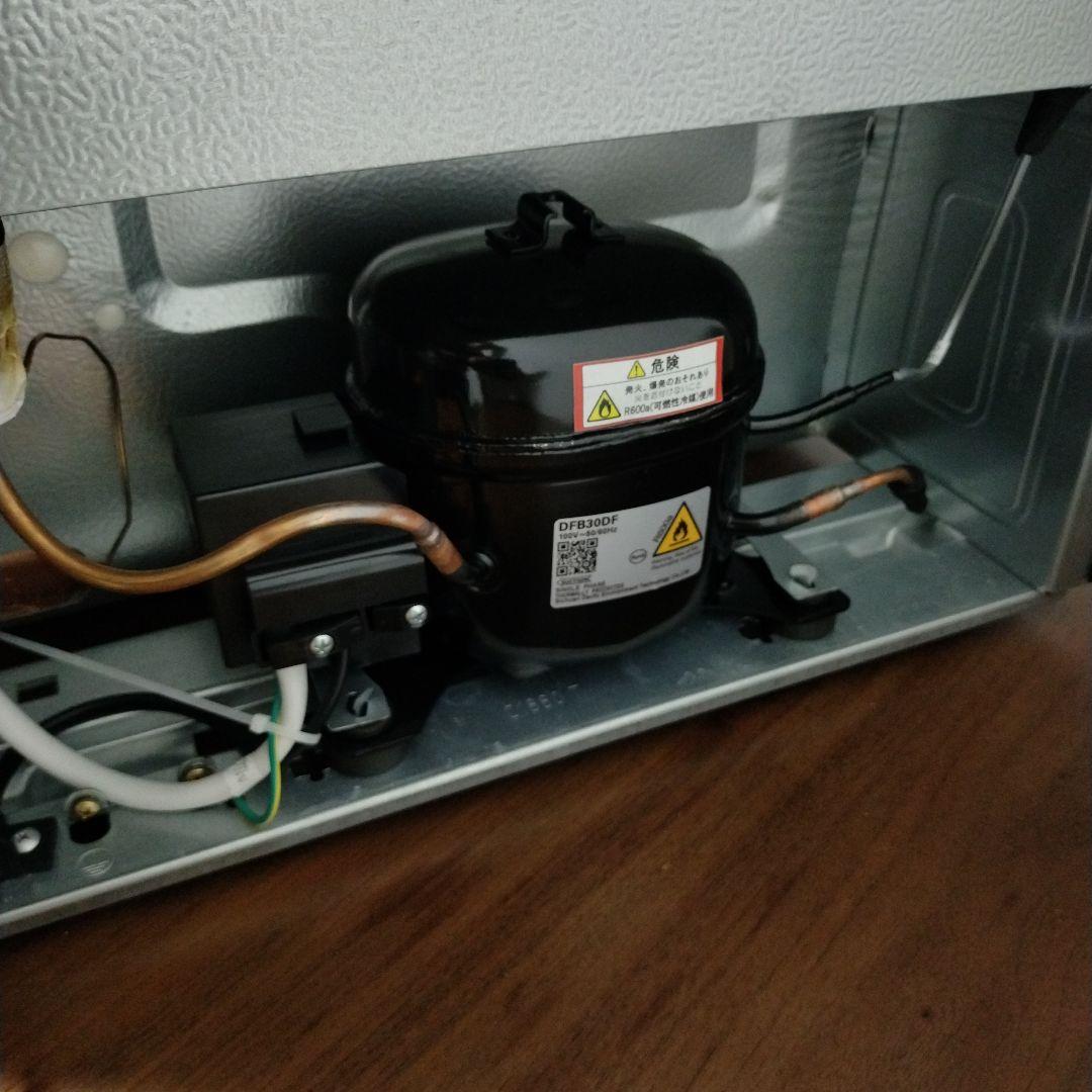 美品　アイリスオーヤマ　冷凍庫付冷蔵庫　46L　PRC-B051D-B　2024