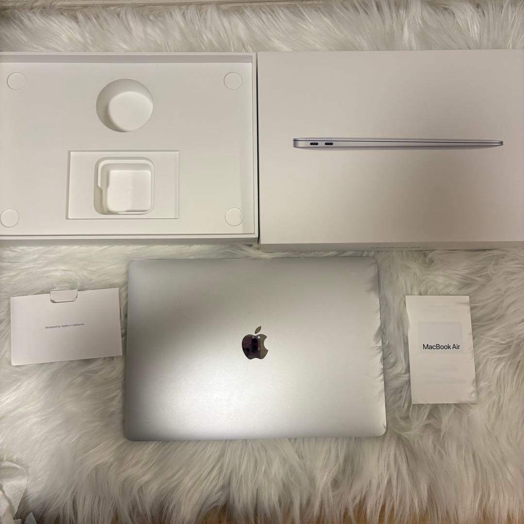 MacBookAir 13inch 8GB / 256GB M1値下げ交渉可