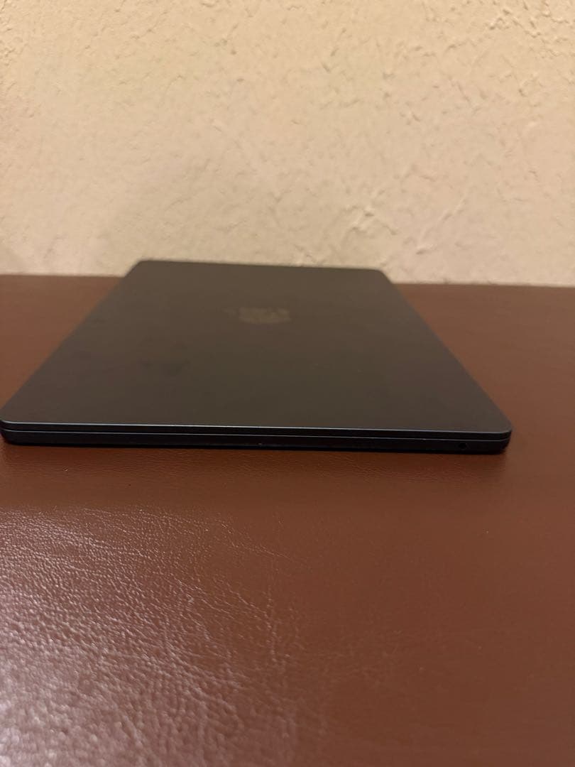 Apple MacBook Air M2 256GB 13インチ ミッドナイト