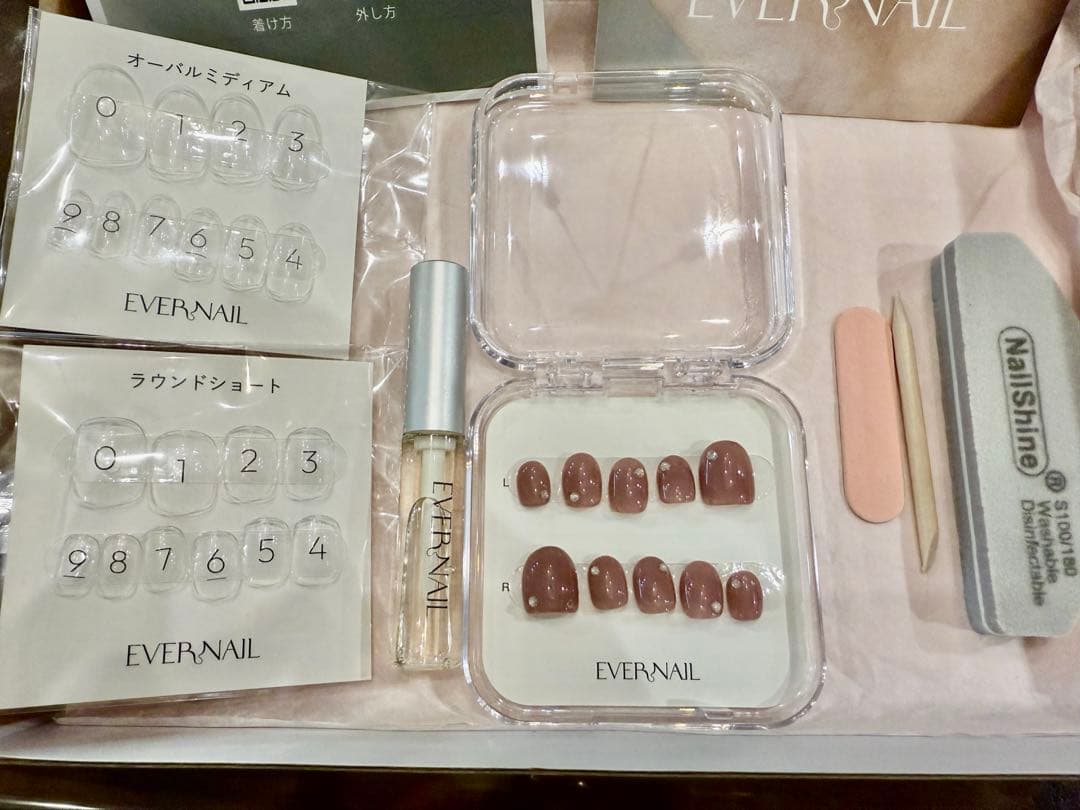 EVERNAIL LadyGrapeネイルチップ(接着剤、サイズ確認用チップ付)