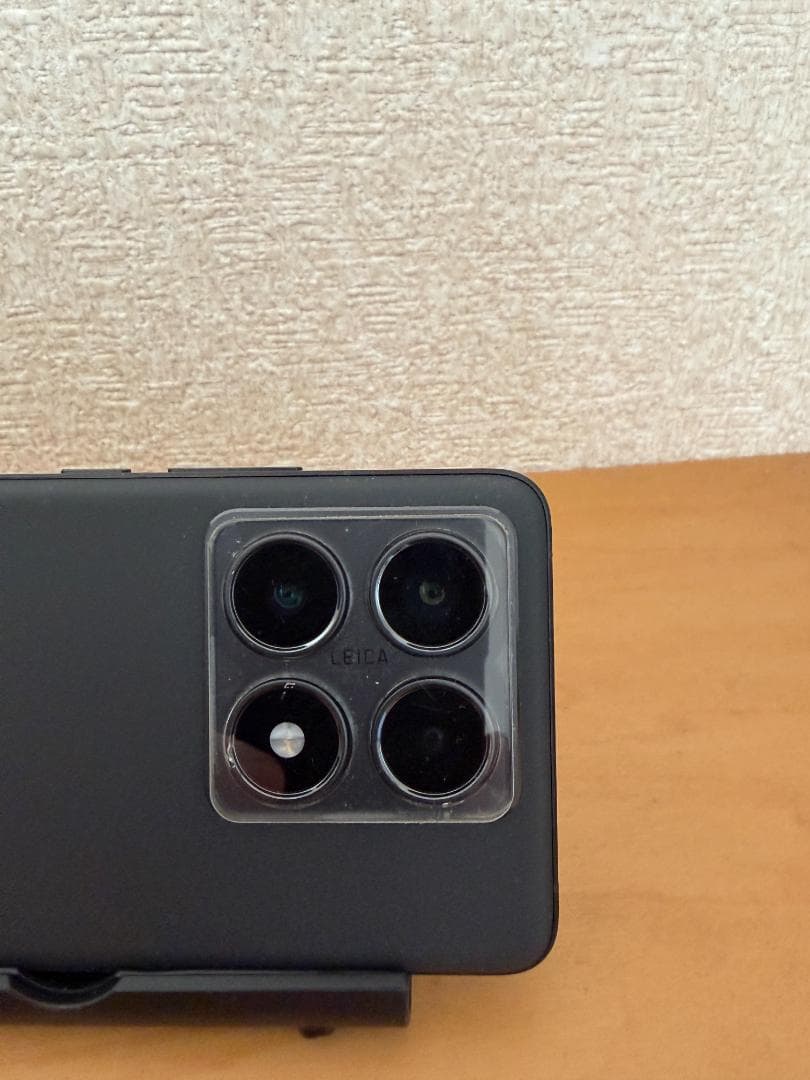 Xiaomi 14T Pro（120W ACアダプタ付き／バッテリー97%）