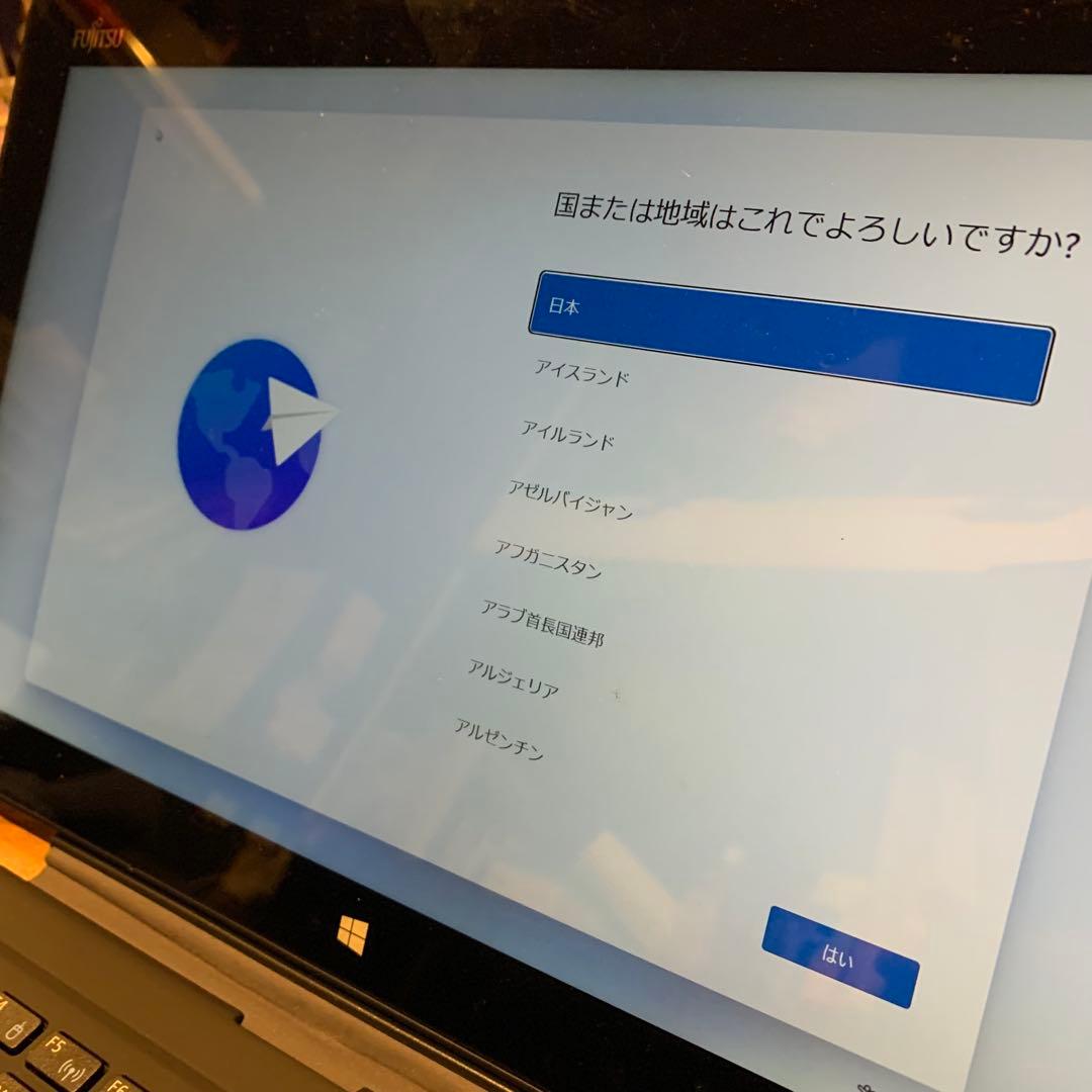 富士通　タブレットノートPC ARROWS Tab R726/P 2018年製