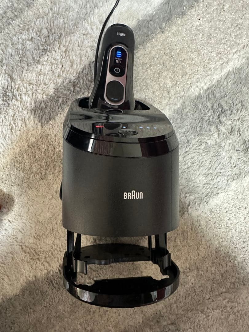Braun Series 5 シェーバー 充電スタンド付き
