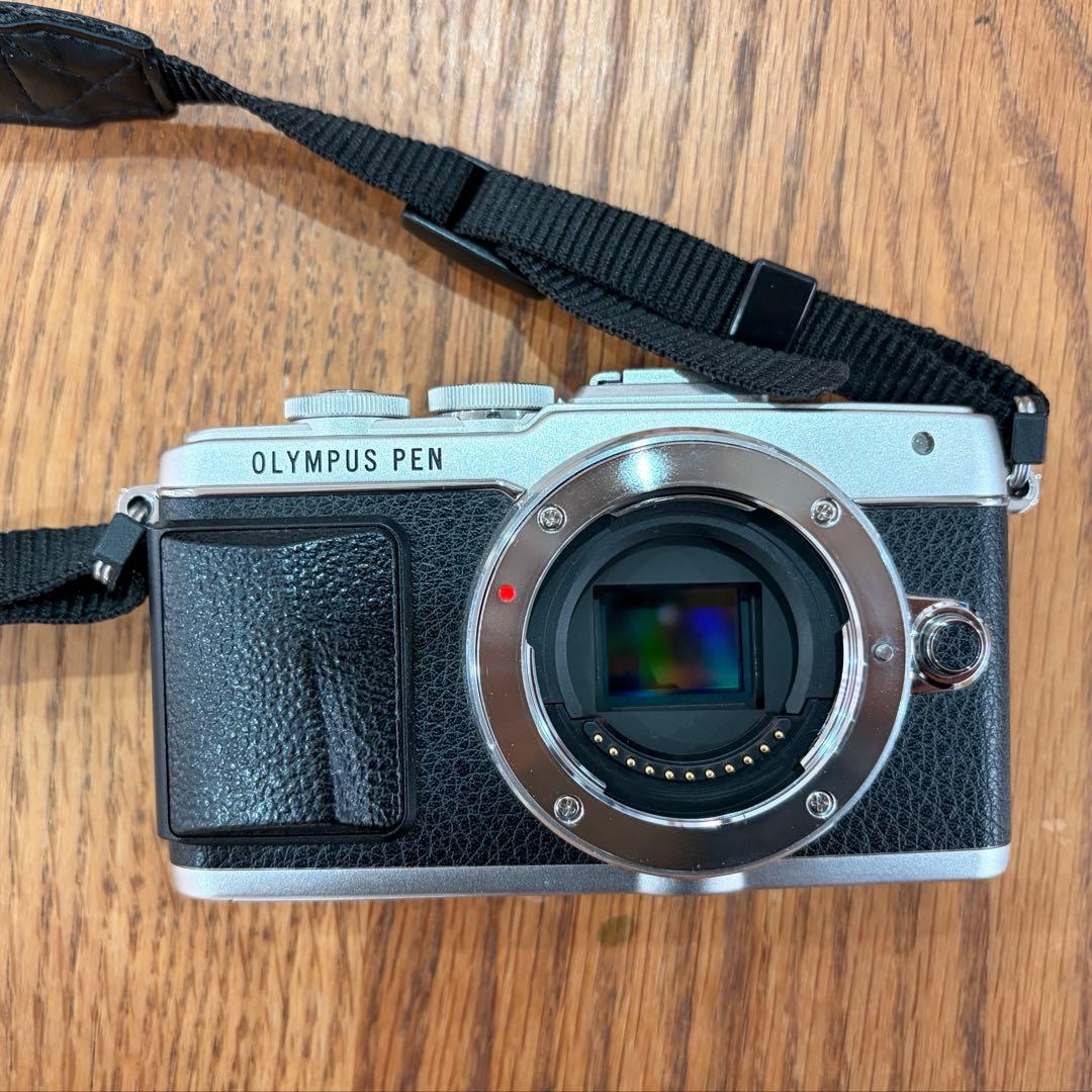 OLYMPUS PEN E-PL7 ダブルズーム Wi-Fi 箱付