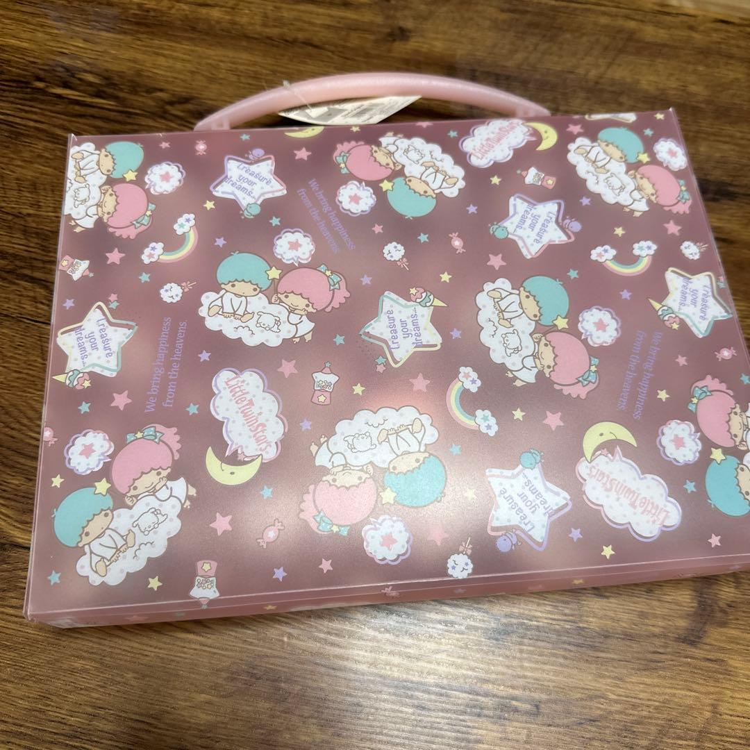 新品Sanrio キキララ　ハンディマルチケース A4サイズ　2013年平成