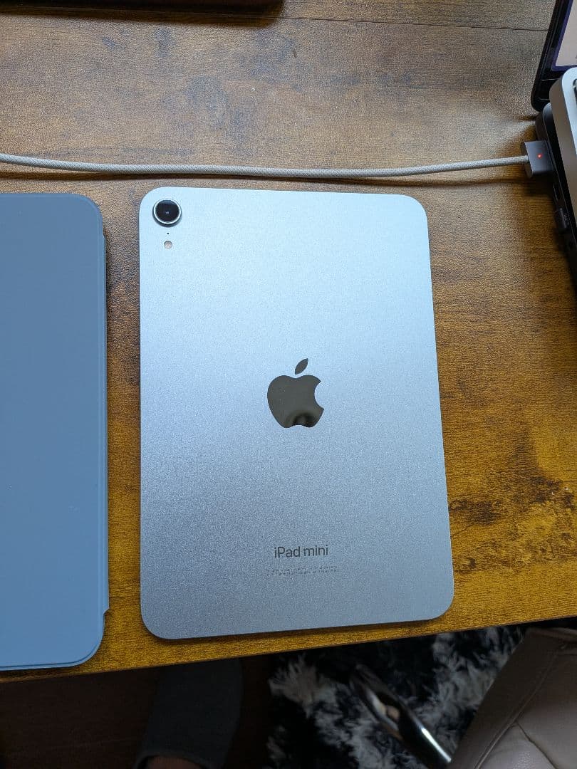 ​【極美品】iPad mini 7 128GB(A17Pro) + Folio