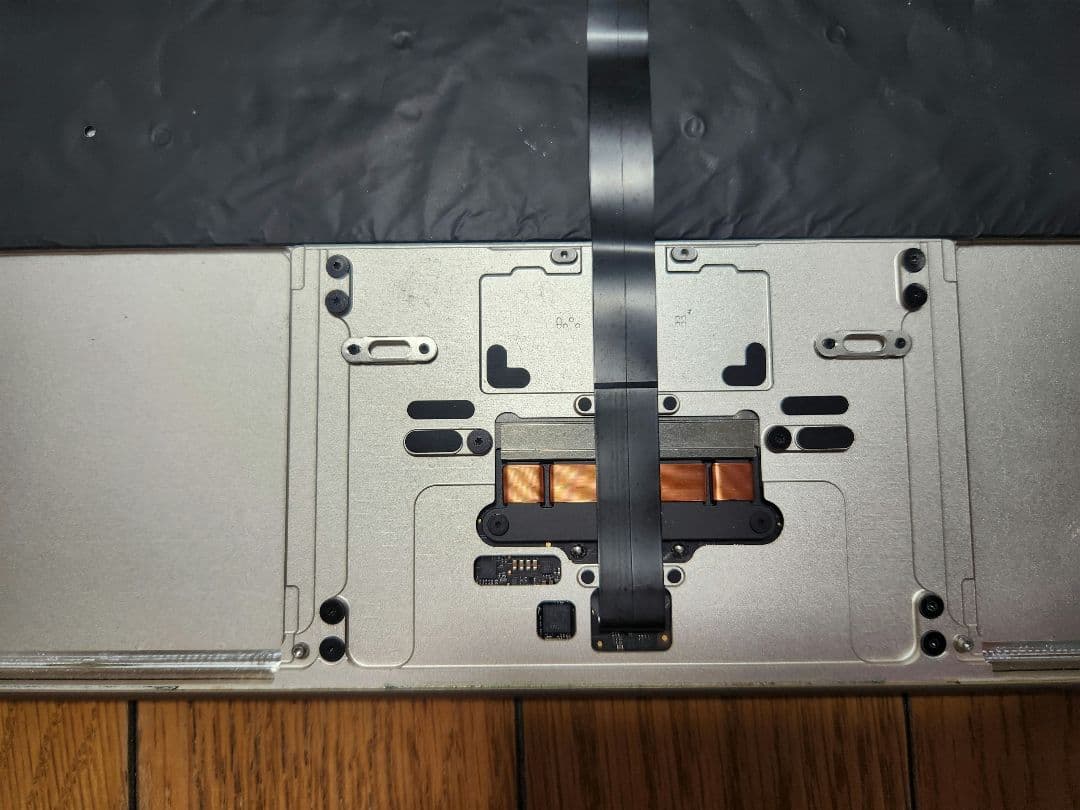 Macbook Air M2 8GB/256GB ジャンク
