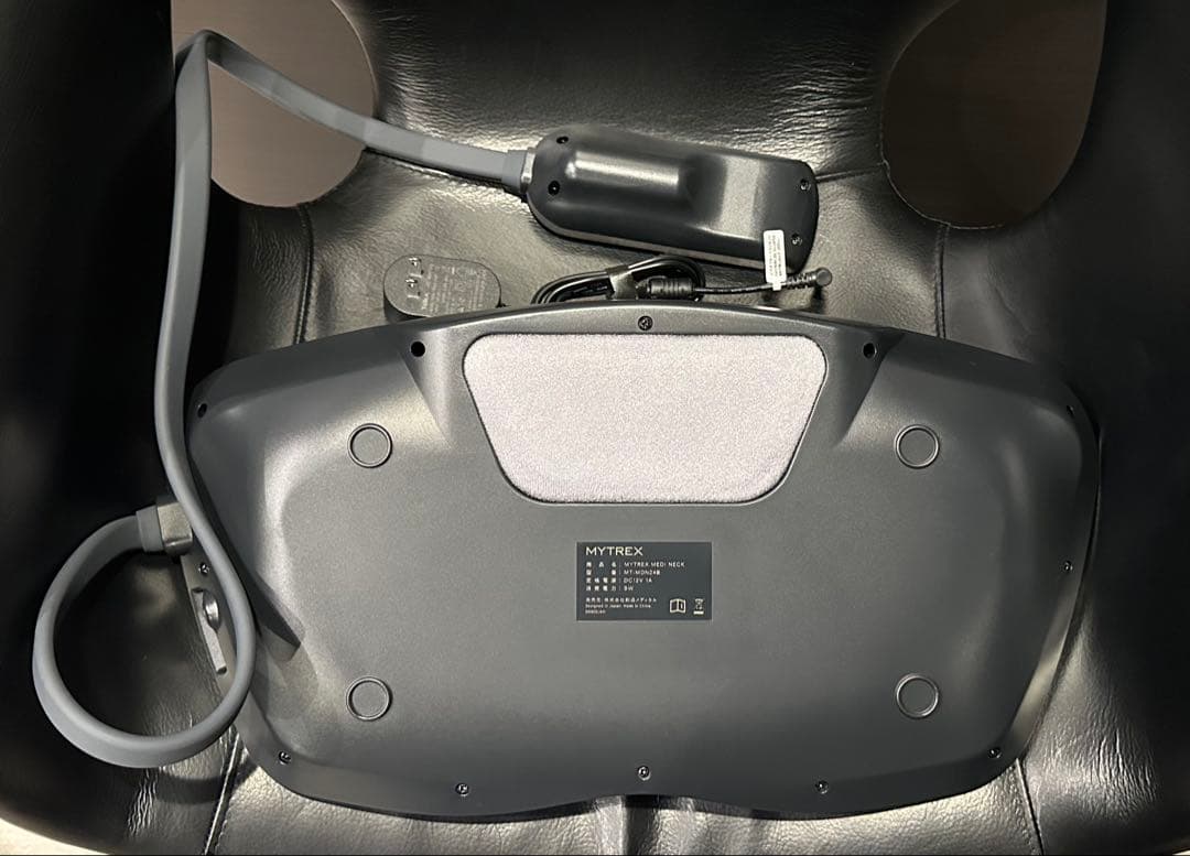 EMS電動ネックストレッチャー　MYTREX MEDI NECK《ブラック》