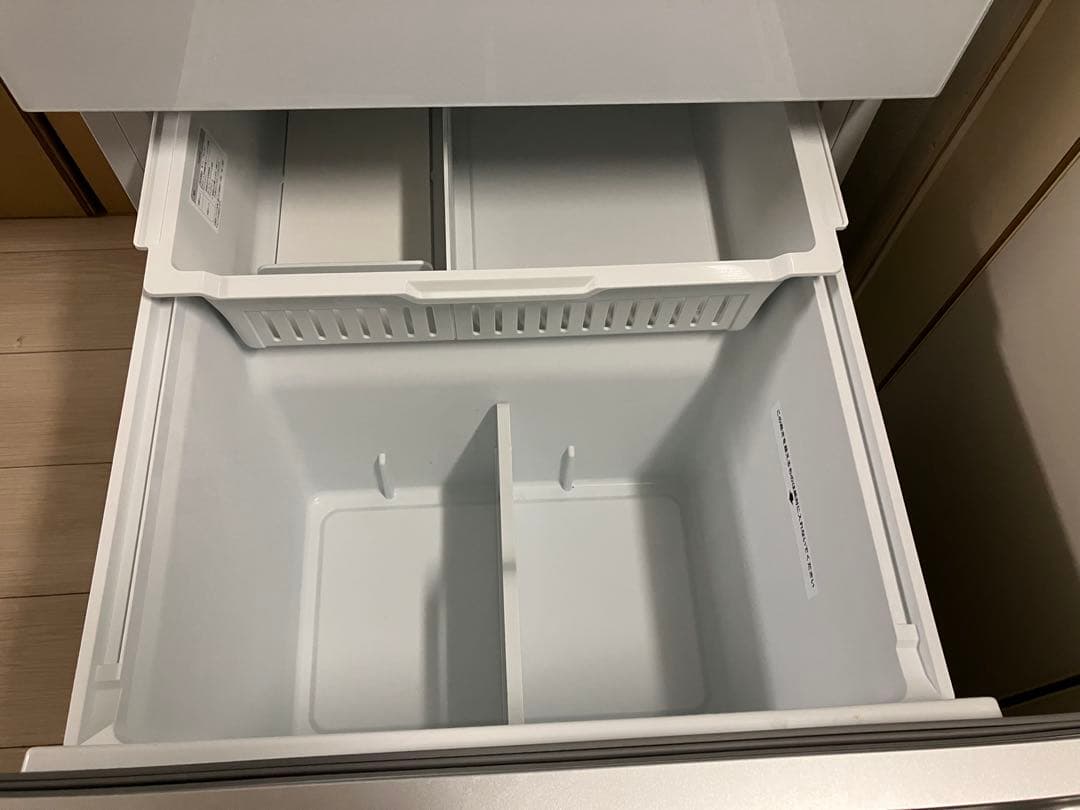 送料込み！3ドア冷凍冷蔵庫　YRZ-F36K 358L