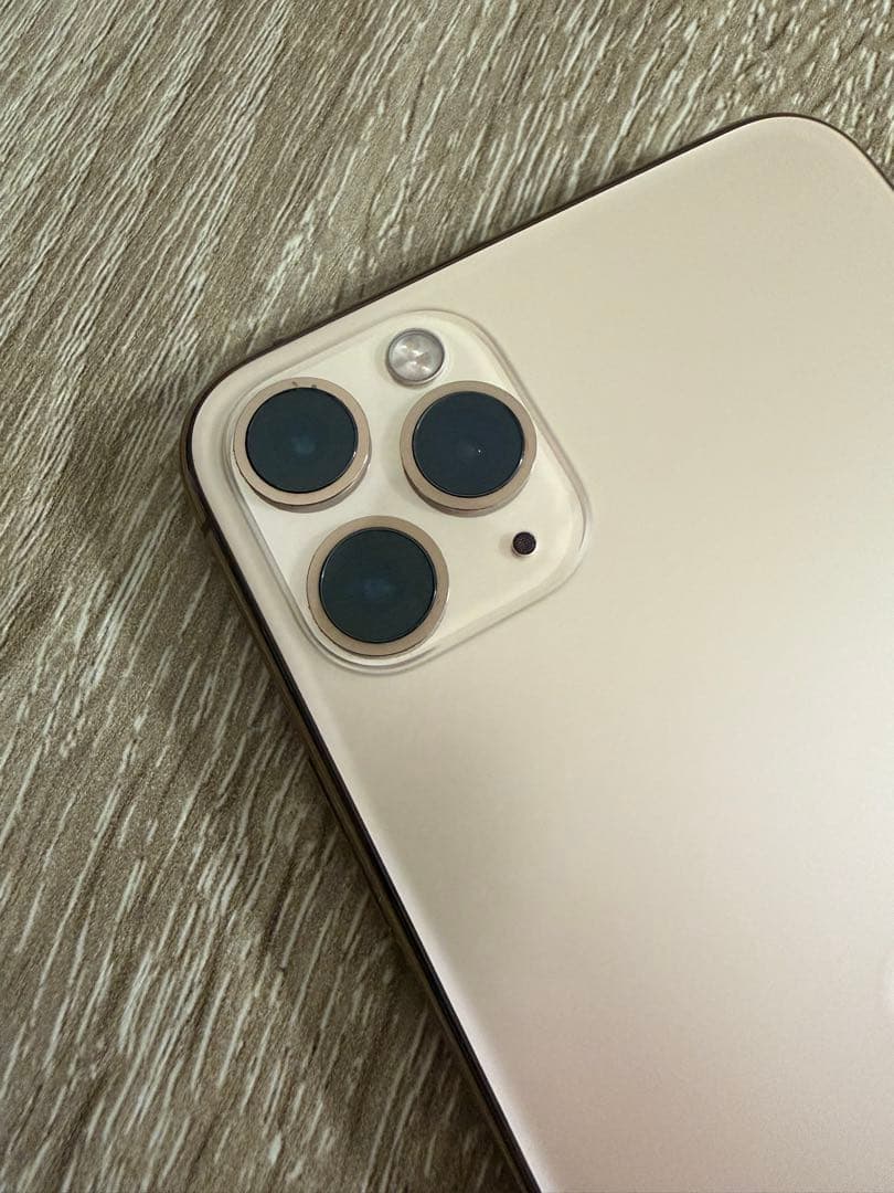 【本日限定価格】iPhone11 ProMax 本体 ゴールド 256GB