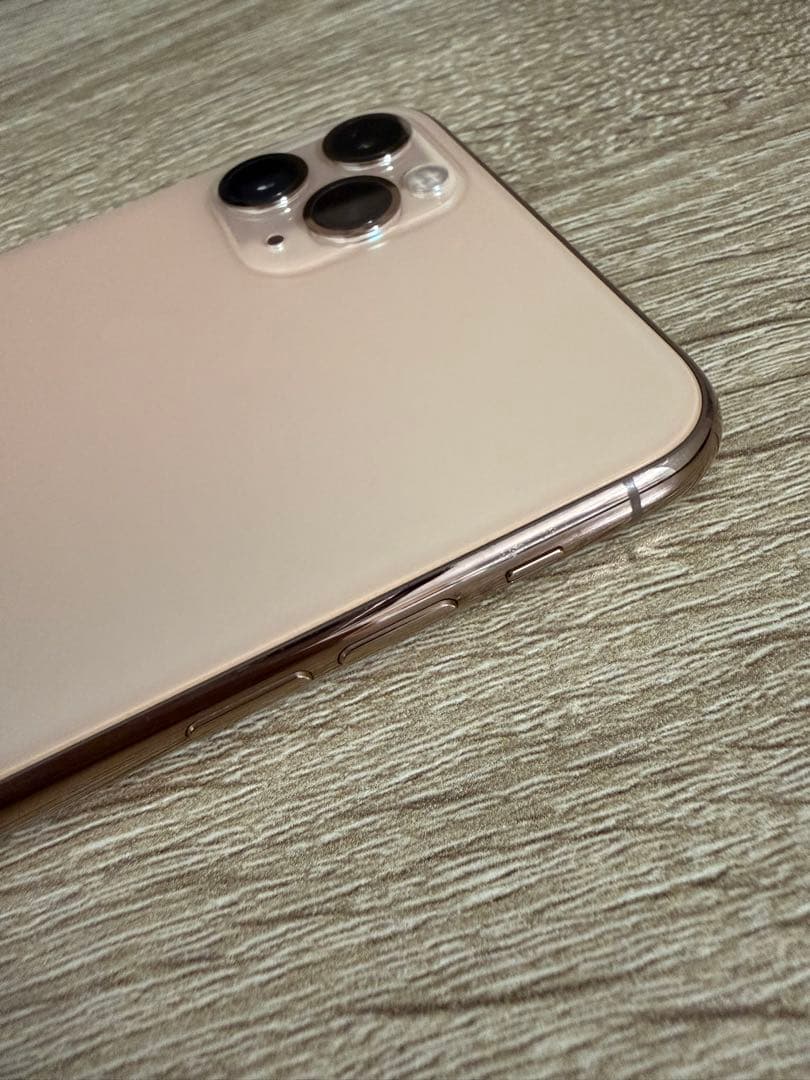 【本日限定価格】iPhone11 ProMax 本体 ゴールド 256GB