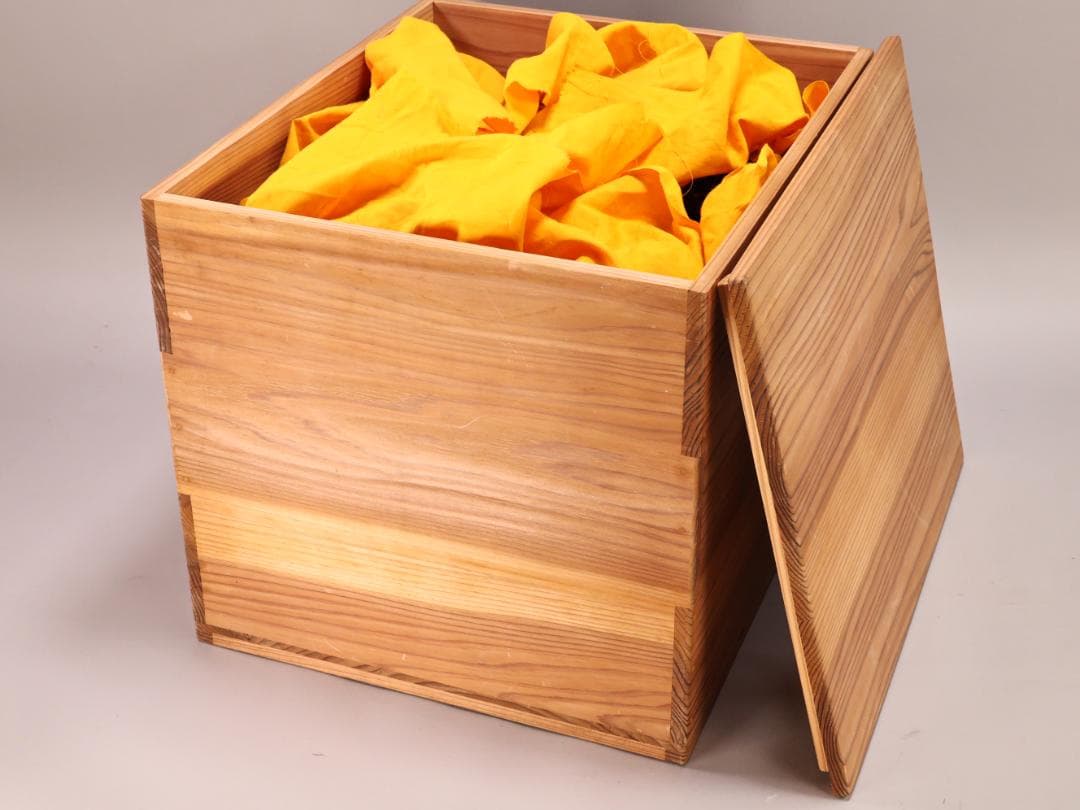 BK488　木製漆器　菊桐蒔絵　玉手箱　宝石箱　宝箱　硯箱　保管箱　大名道具