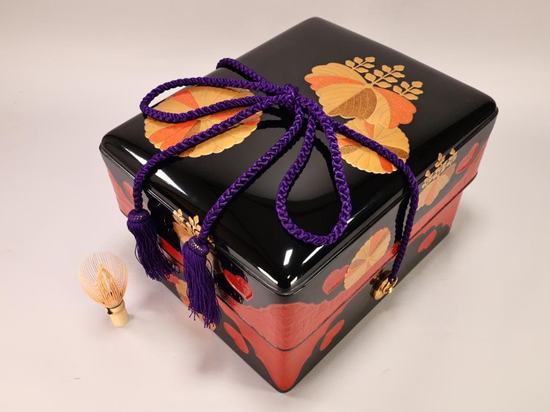 BK488　木製漆器　菊桐蒔絵　玉手箱　宝石箱　宝箱　硯箱　保管箱　大名道具
