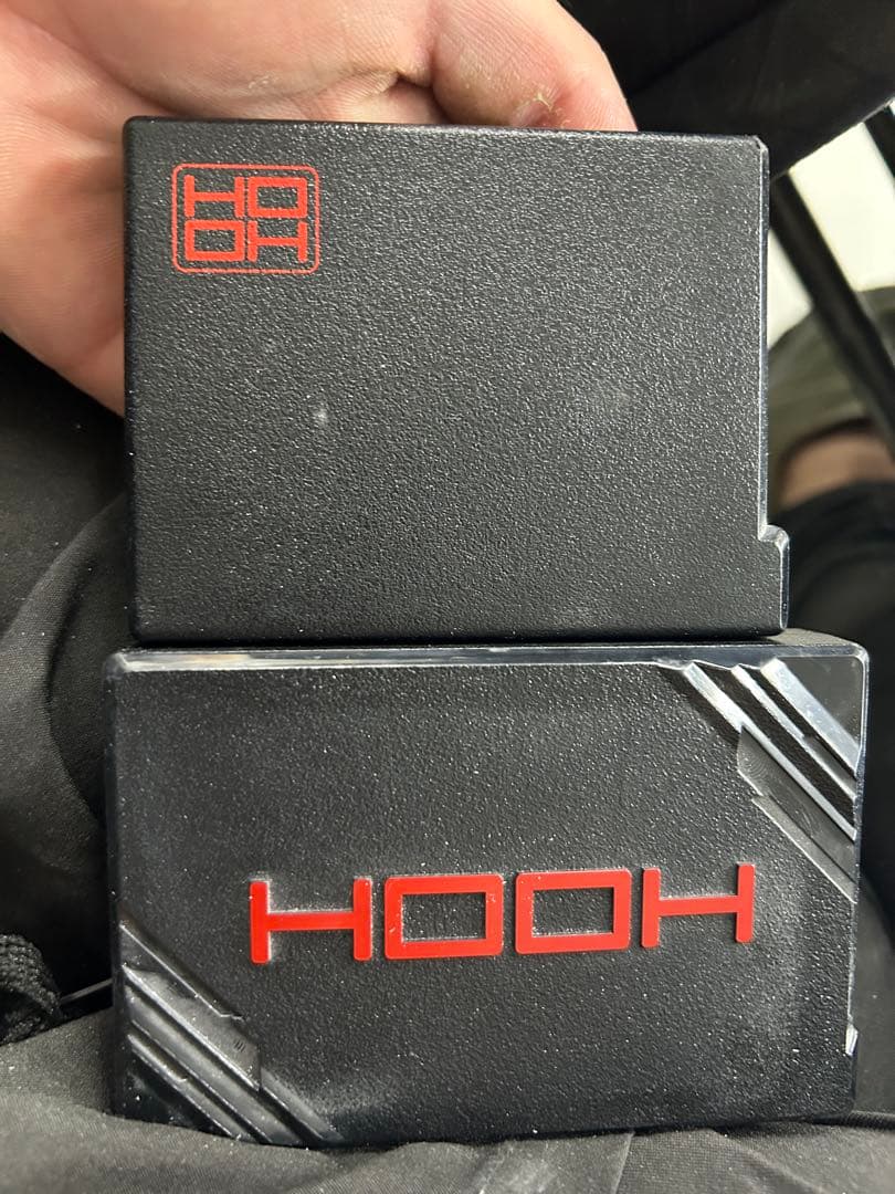 HOOH空調服バッテリー×2、充電器、ファンと繋ぐケーブル×2