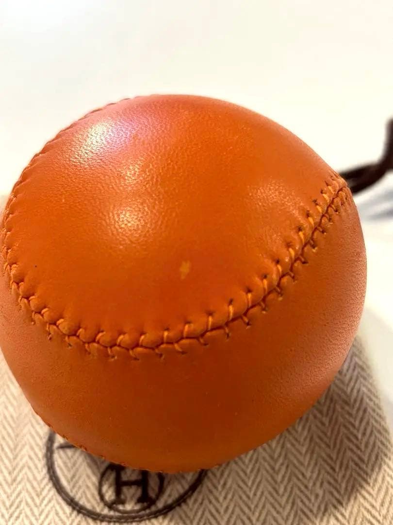 エルメス　超レアストレスボール　革製品　オレンジ　檜町公園店オープン記念品