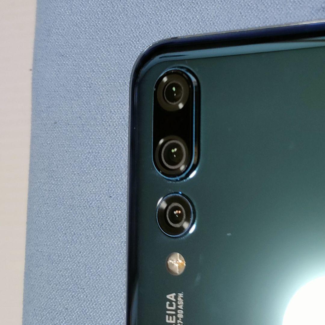 HUAWEI P20 Pro HW-01K SIMロック解除済