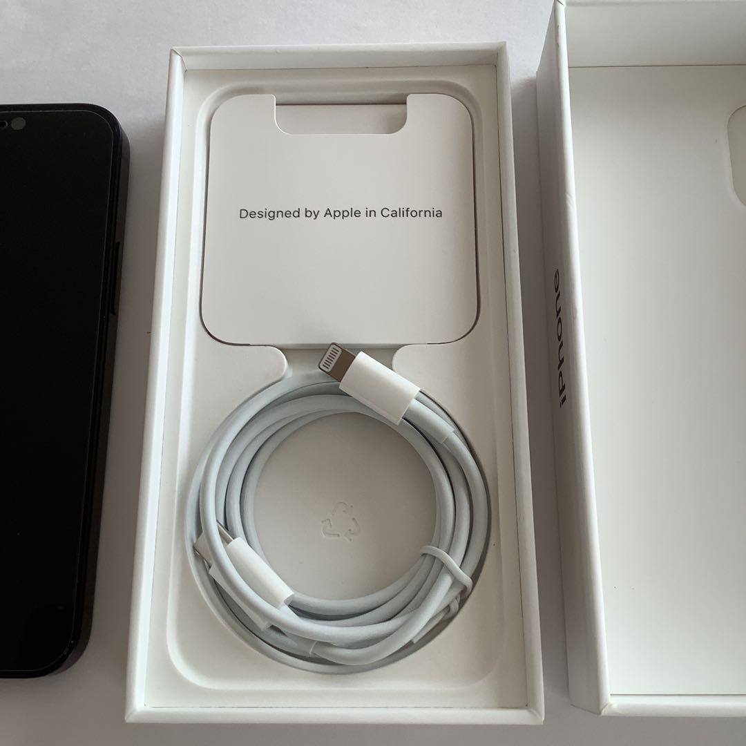 w*3様 iPhone12mini 黒128GB 美品　容量84% 覗き見防止フ
