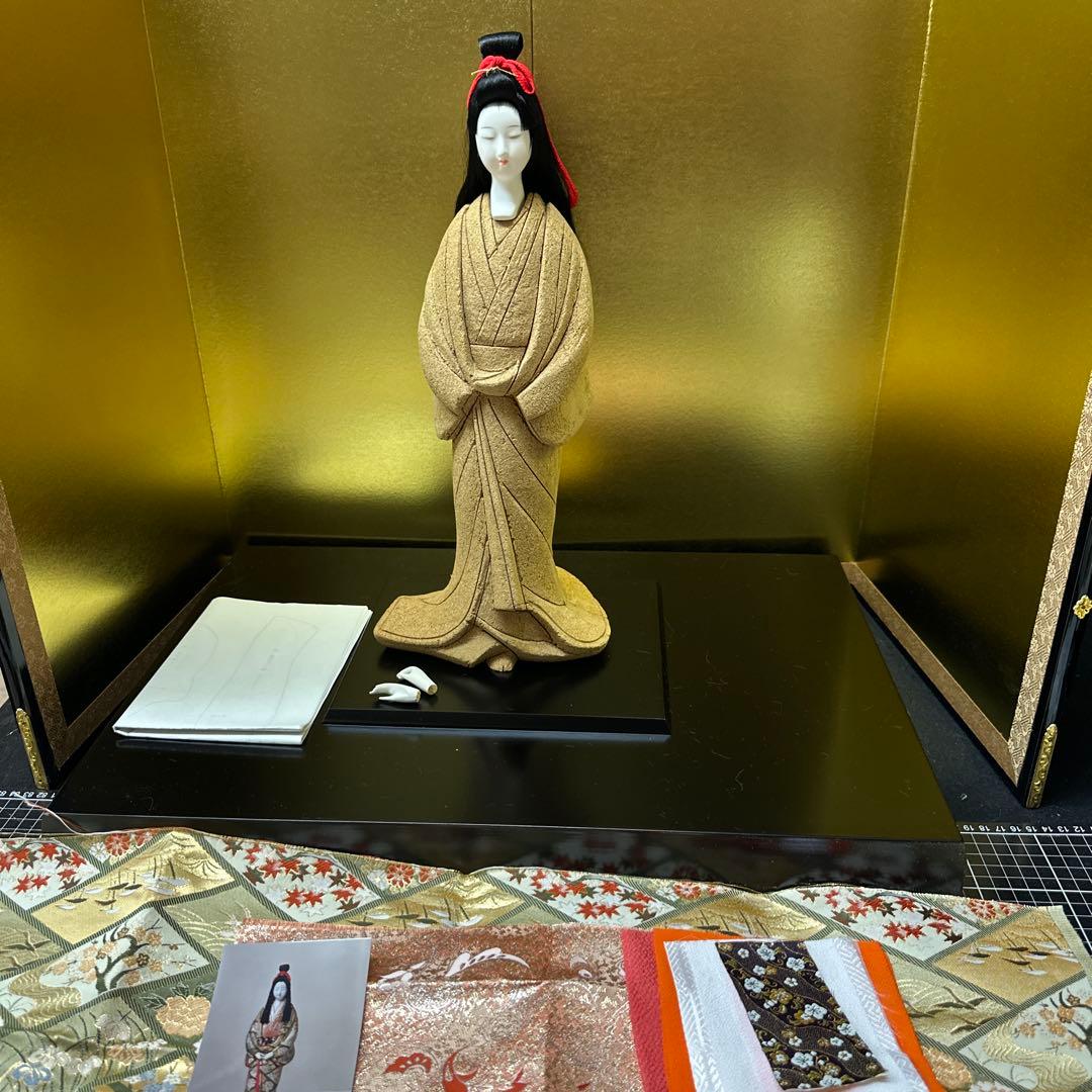 木目込人形 しずか セット、台付き
