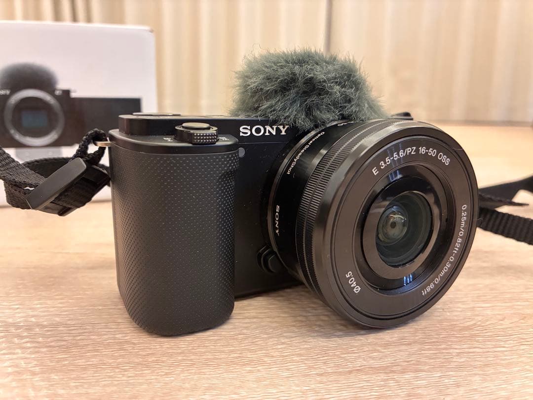 SONY α ミラーレスカメラ ZV-E10 セット※ケース付き、電池2個