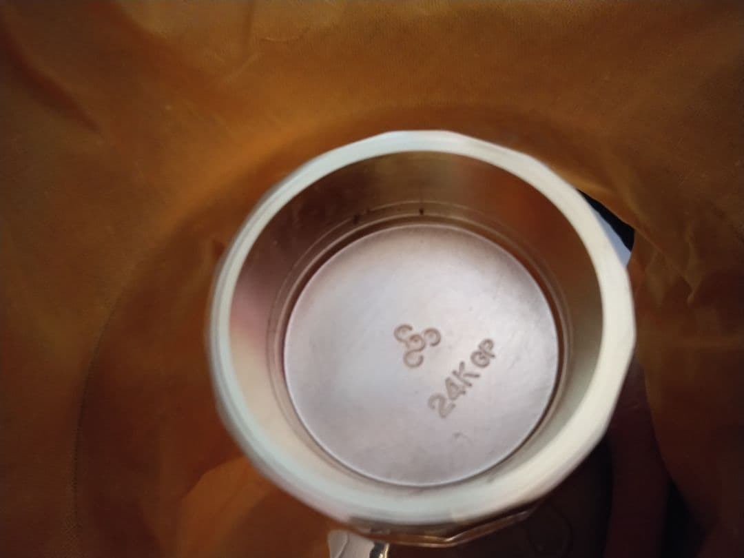 24Kgp 金盃 木製箱付き