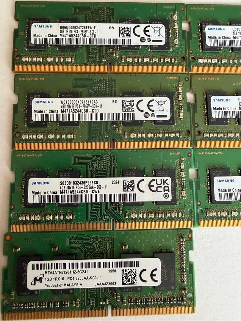 DDR4 メモリ　総28GB 4GB 7枚セット　パソコンメモリ