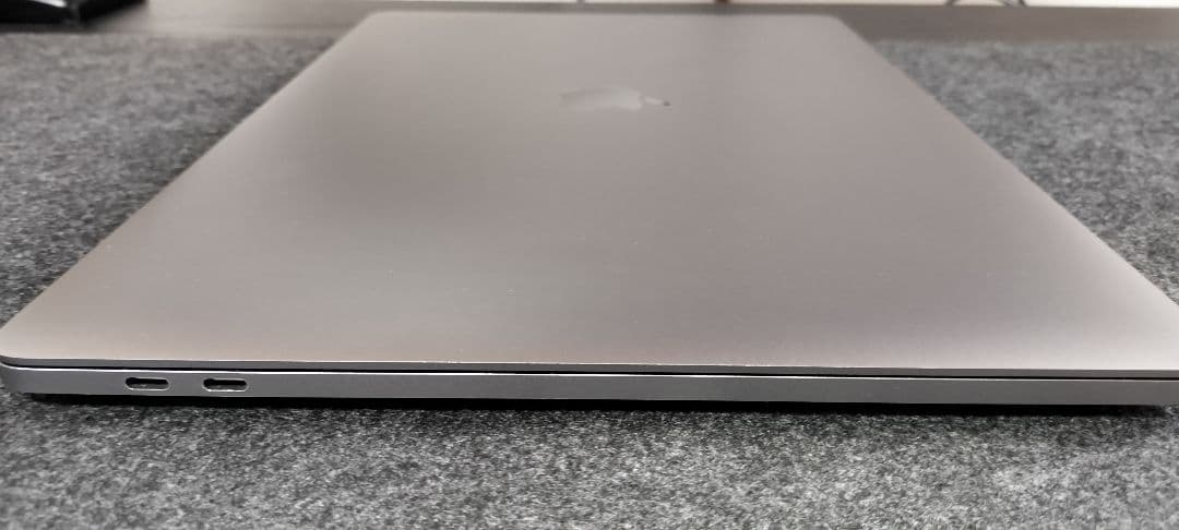 Mac book Pro 15インチ Mid 2019 32GB 1TB 英字キ