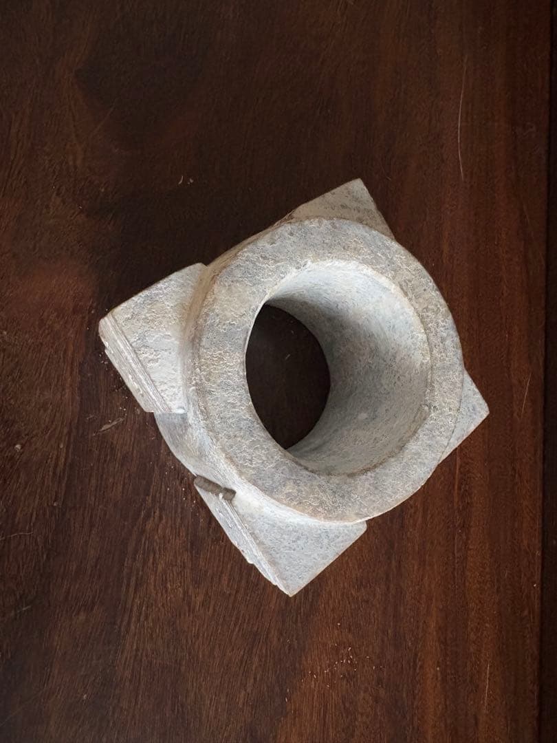 石？玉？の中国的置物　中国美術玉琮 10cm×10cm×高さ7cm 1150g