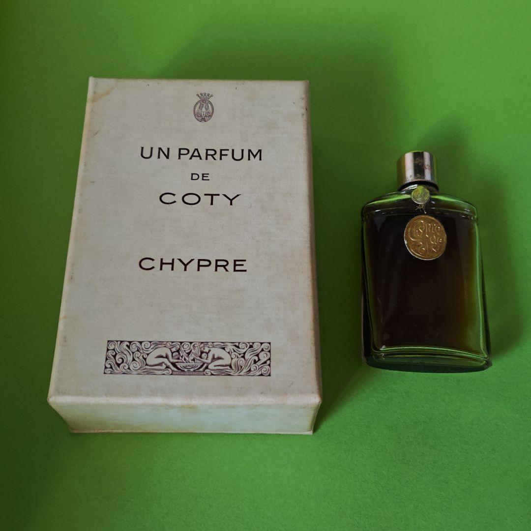 Coty Chypre　パルファム　 箱付き　（金のメダリオン付き）1970年代