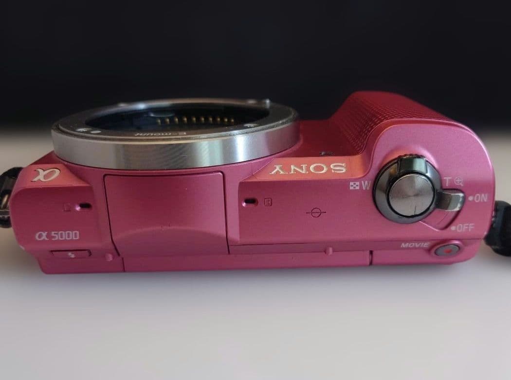 SONY α5000 ピンク ボディー