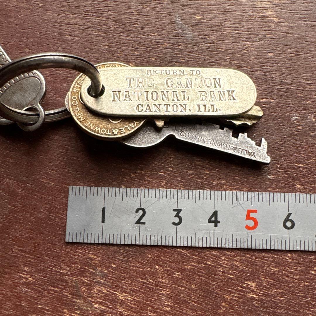 US JUNK KEY-CHAIN ／ANTIQUE ／1920’s