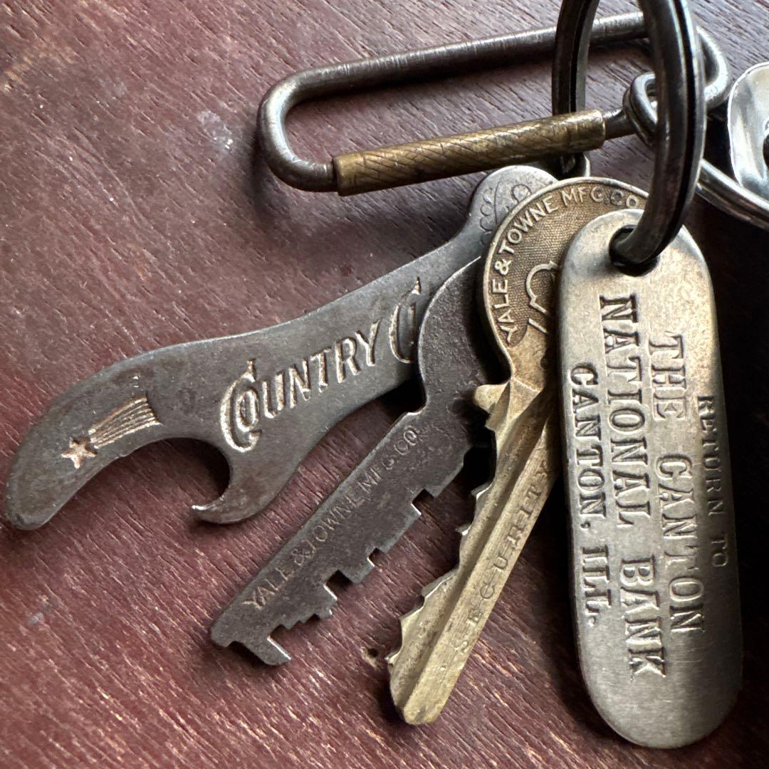 US JUNK KEY-CHAIN ／ANTIQUE ／1920’s