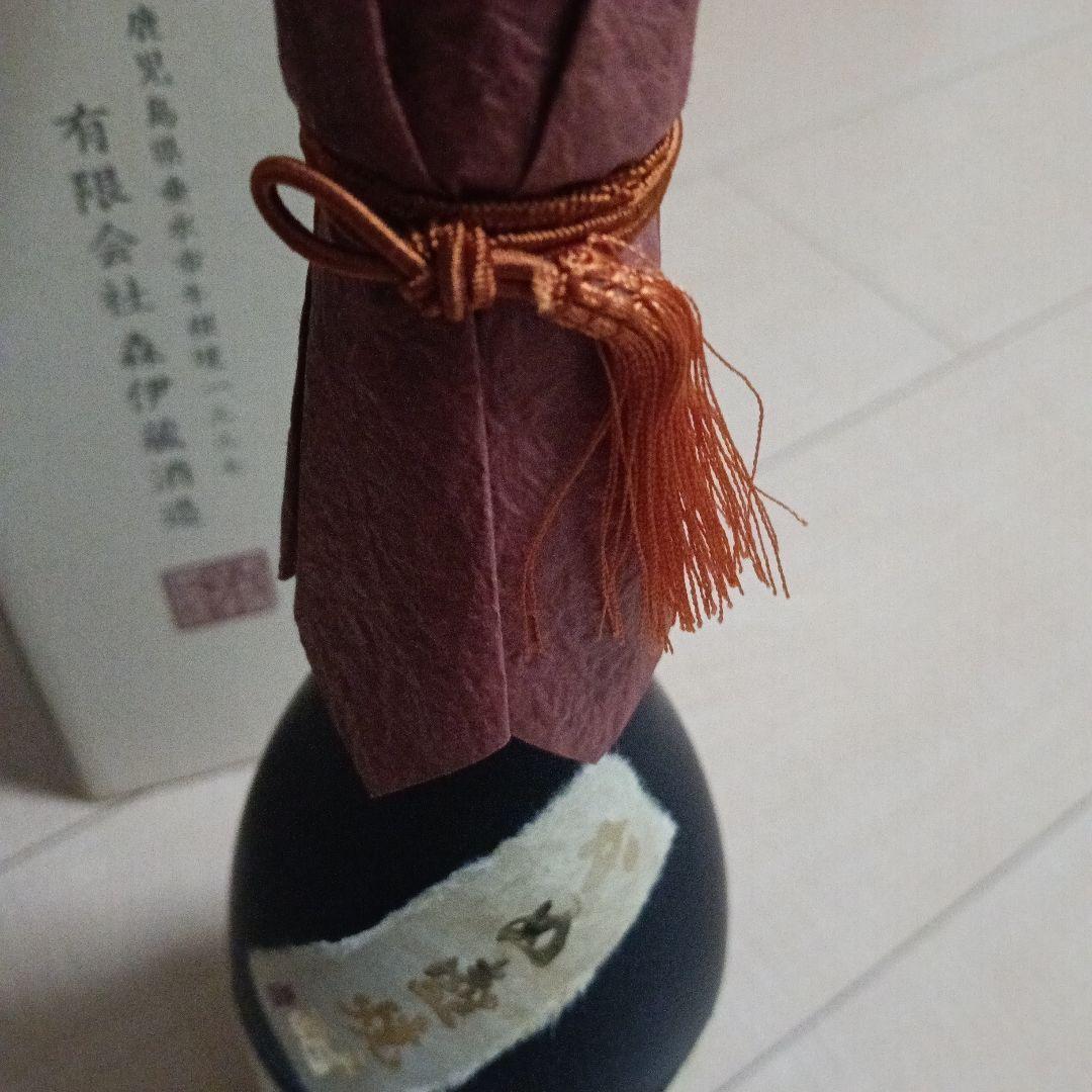 森伊蔵酒造 かめ壺焼酎　金ラベル　720ml