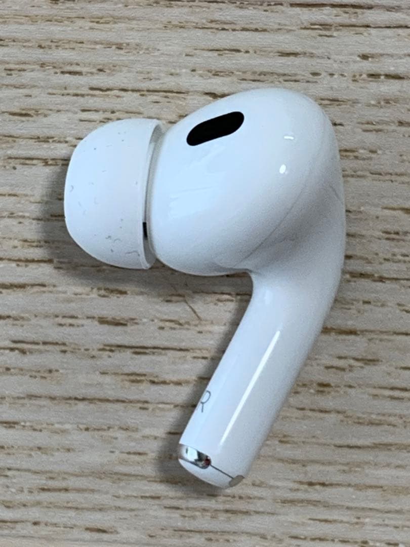 Q33 Apple AirPodsPro 第2世代 右耳