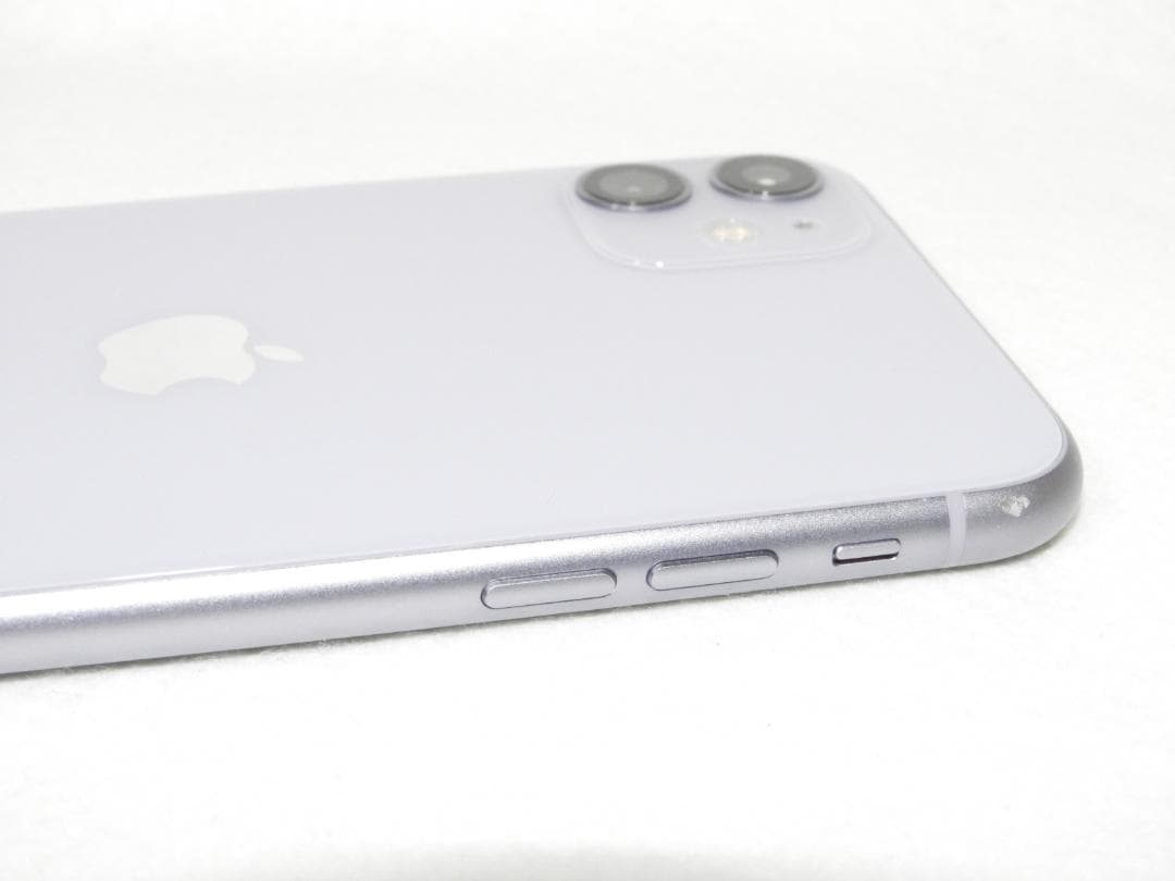 iPhone11 128GB A2221 MWM52J/A SIMフリー