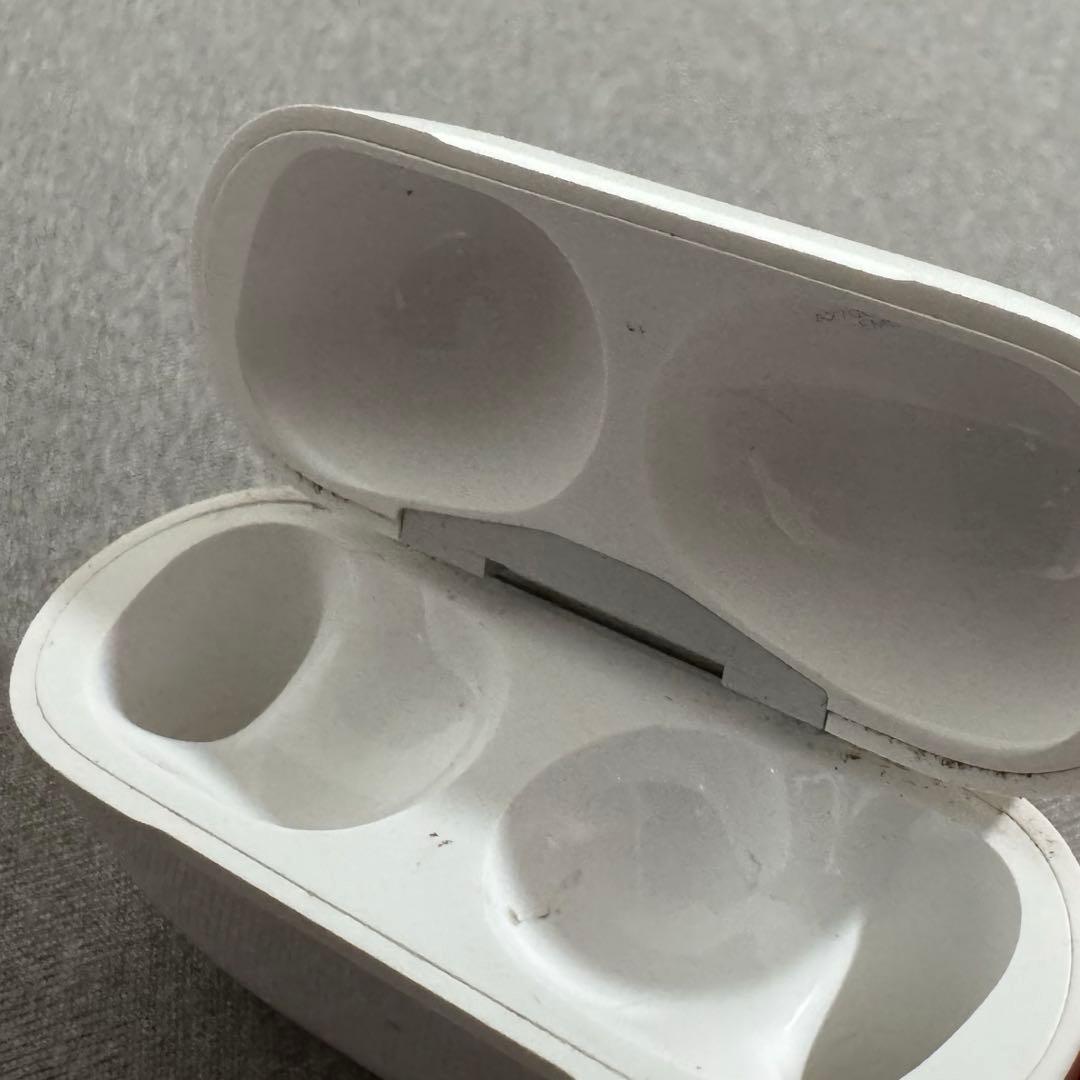 AirPods Pro 2 正規品　付属品あり ライトニングタイプ