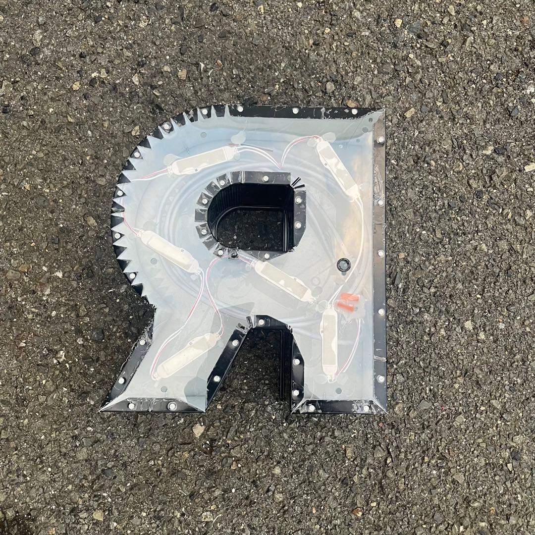 R 看板 アルファベット レターサイン 文字 アメリカ ビンテージ アンティーク