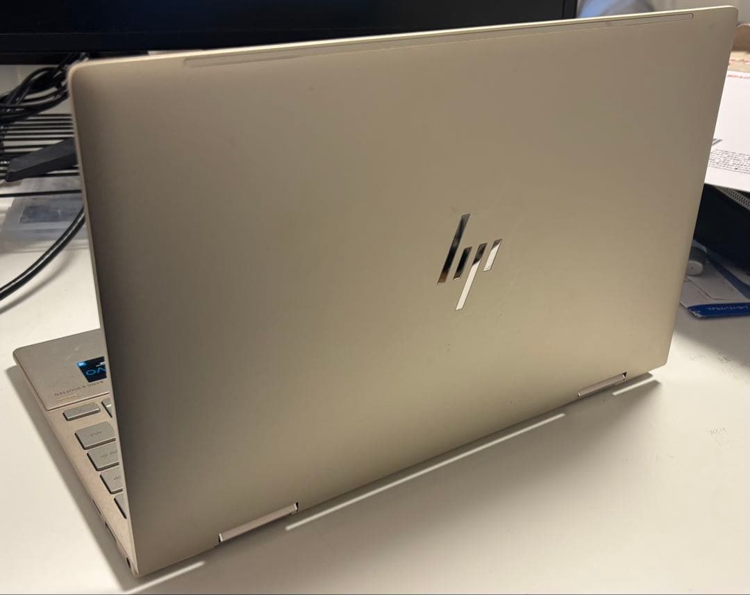 HP Spectre x360 13.3インチ ゴールド