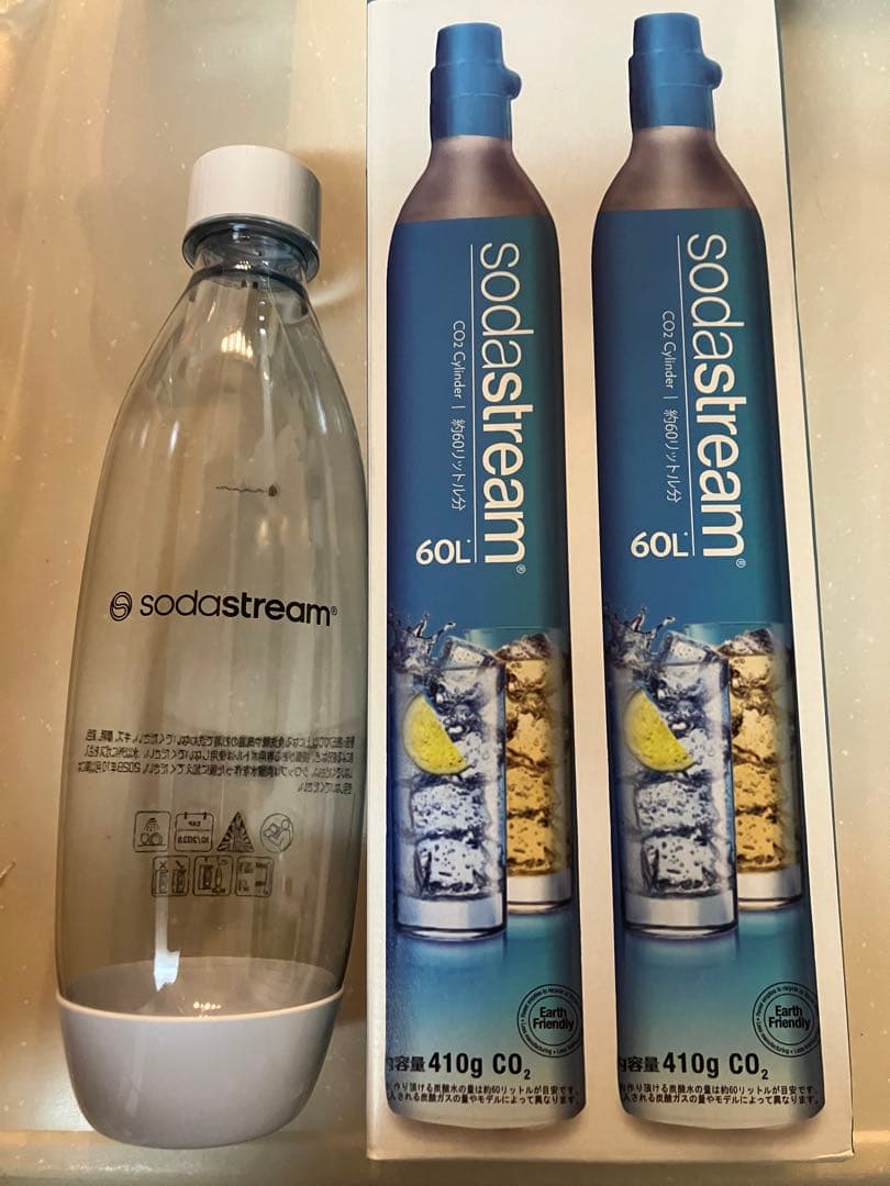 新品未使用❣️ソーダストリーム ガスシリンダー 2本セット　食洗器対応1Lボトル