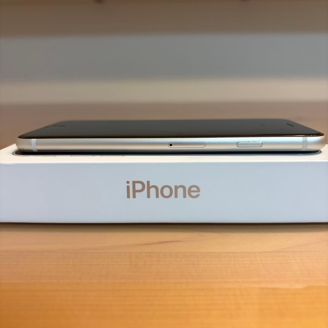 iPhone SE (第3世代) 128GB スターライト SIMフリー