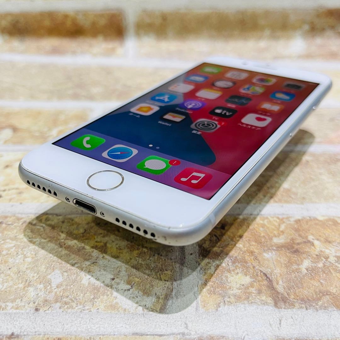 SIMフリー iPhone8 64GB シルバー 電池新品