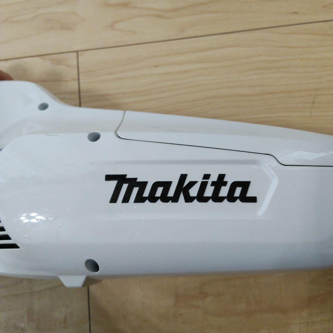 マキタ　掃除機　CL107FD充電式クリーナー