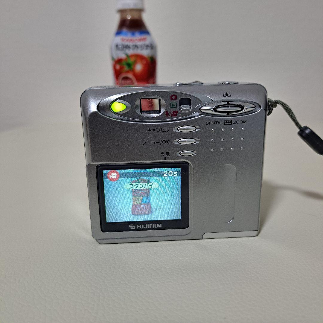 【稼働品】FUJIFILM FinePix 30i シルバー SDカード付