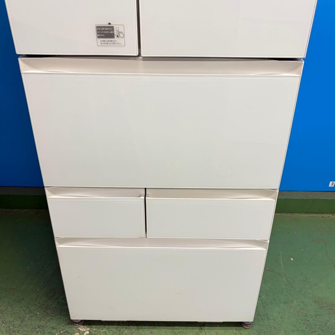 901 関東圏　大型冷蔵庫　ファミリー向け　東芝　551L 6ドア　観音開き